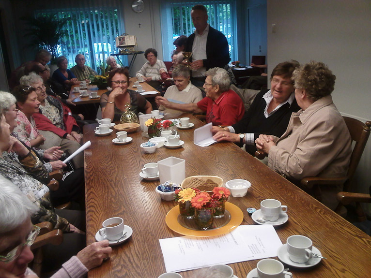 Dinsdag 18 september:  Activiteit voor de bewoners van Vierhoven in het nieuwe Parochiecentrum